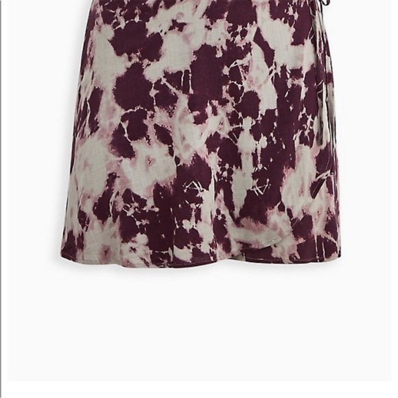 5/$25. Side tie skort. - Picture 5 of 5